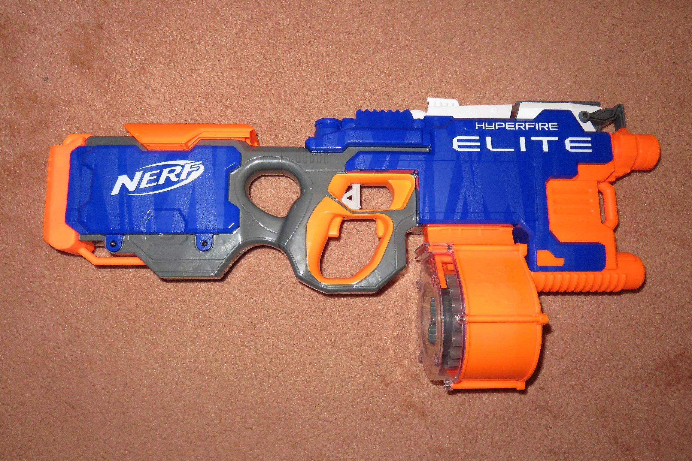 Review Nerf Elite Hyperfire (21m Aus grey trigger) Blaster Hub